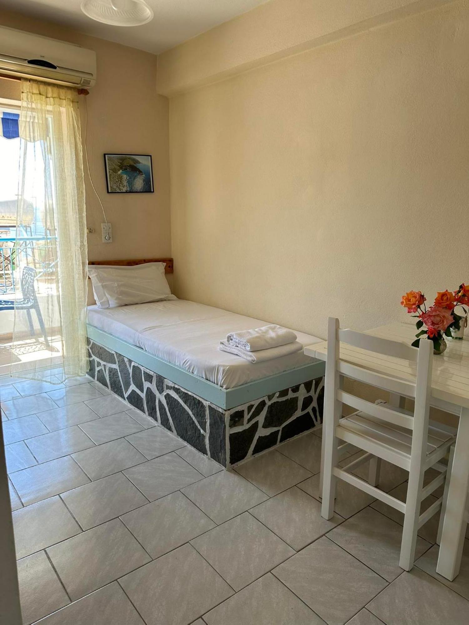 In Himaras Heart Hotel Екстериор снимка