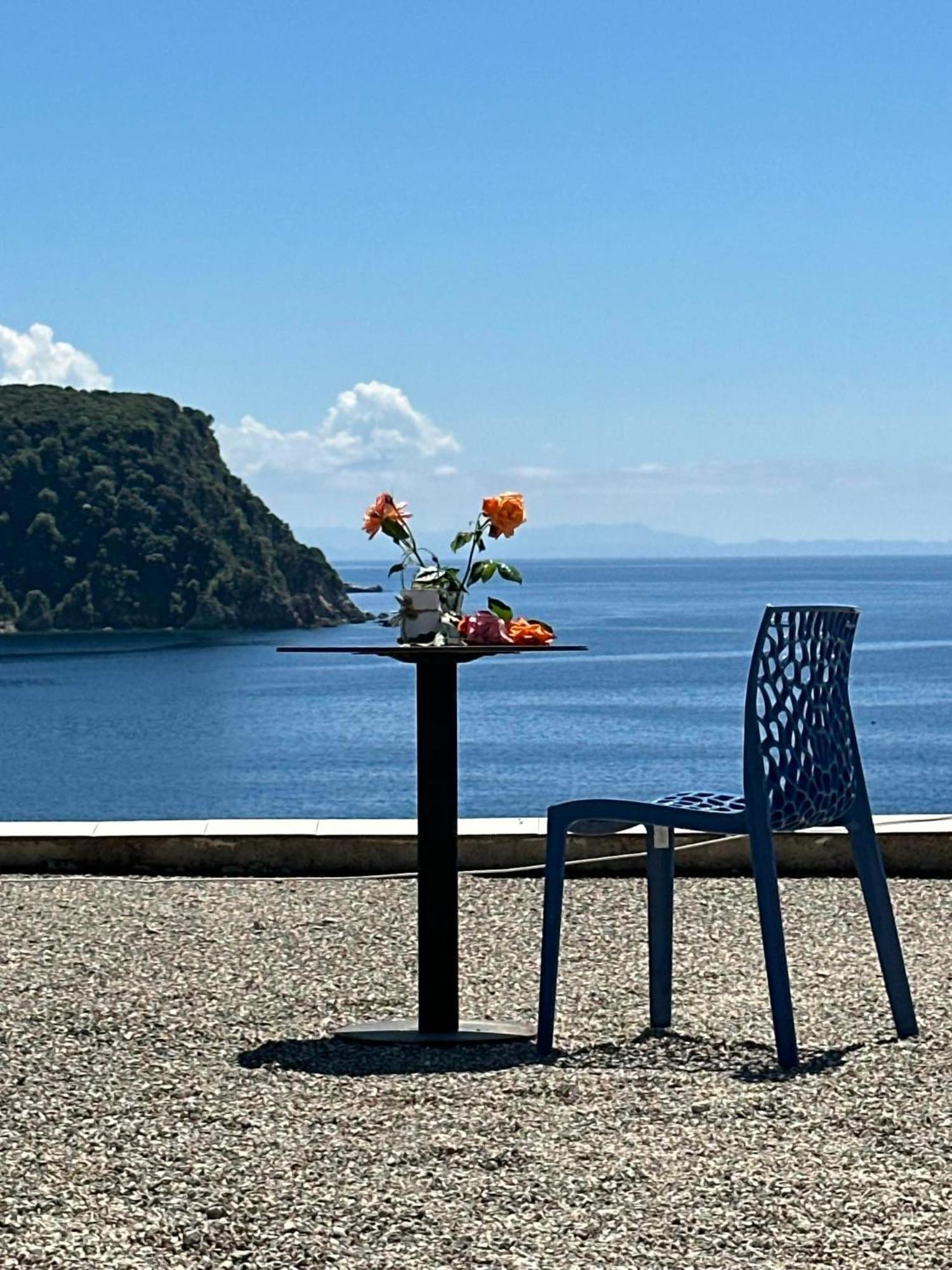 In Himaras Heart Hotel Екстериор снимка